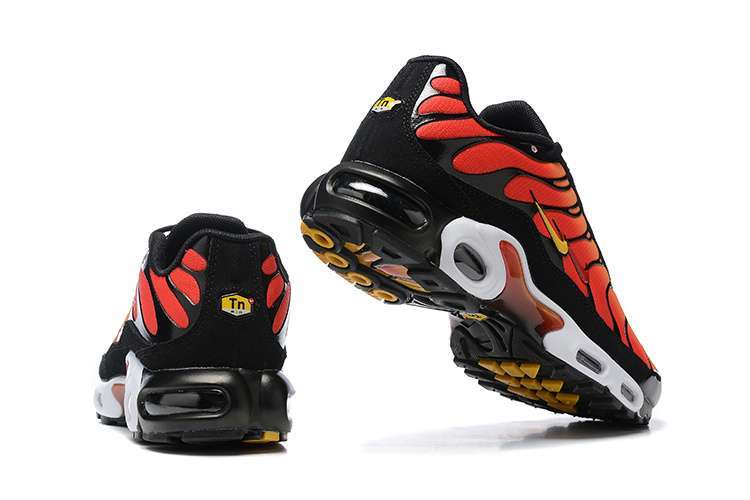 Z2140 Nike TN Air Max Plus Negro y Naranja - Imagen 3