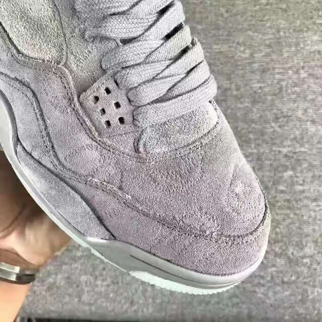 Air Jordan 4 x Kaws - Imagen 2