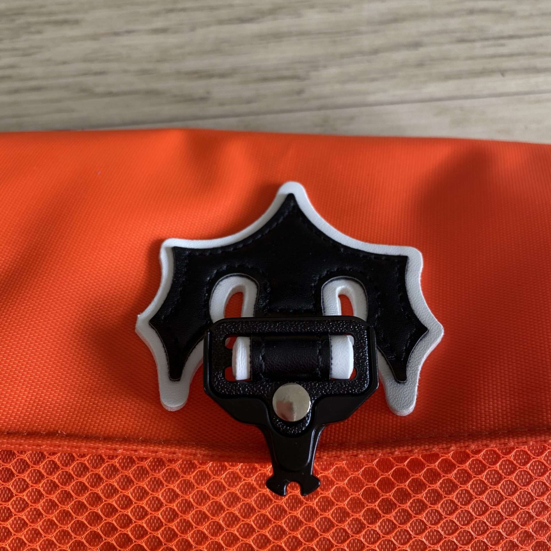 Bandolera Trapstar Naranja - Imagen 4