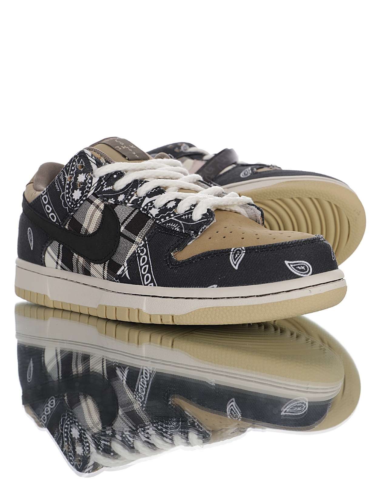 Z2104 Nike SB Dunk Low x Travis Scott - Imagen 2