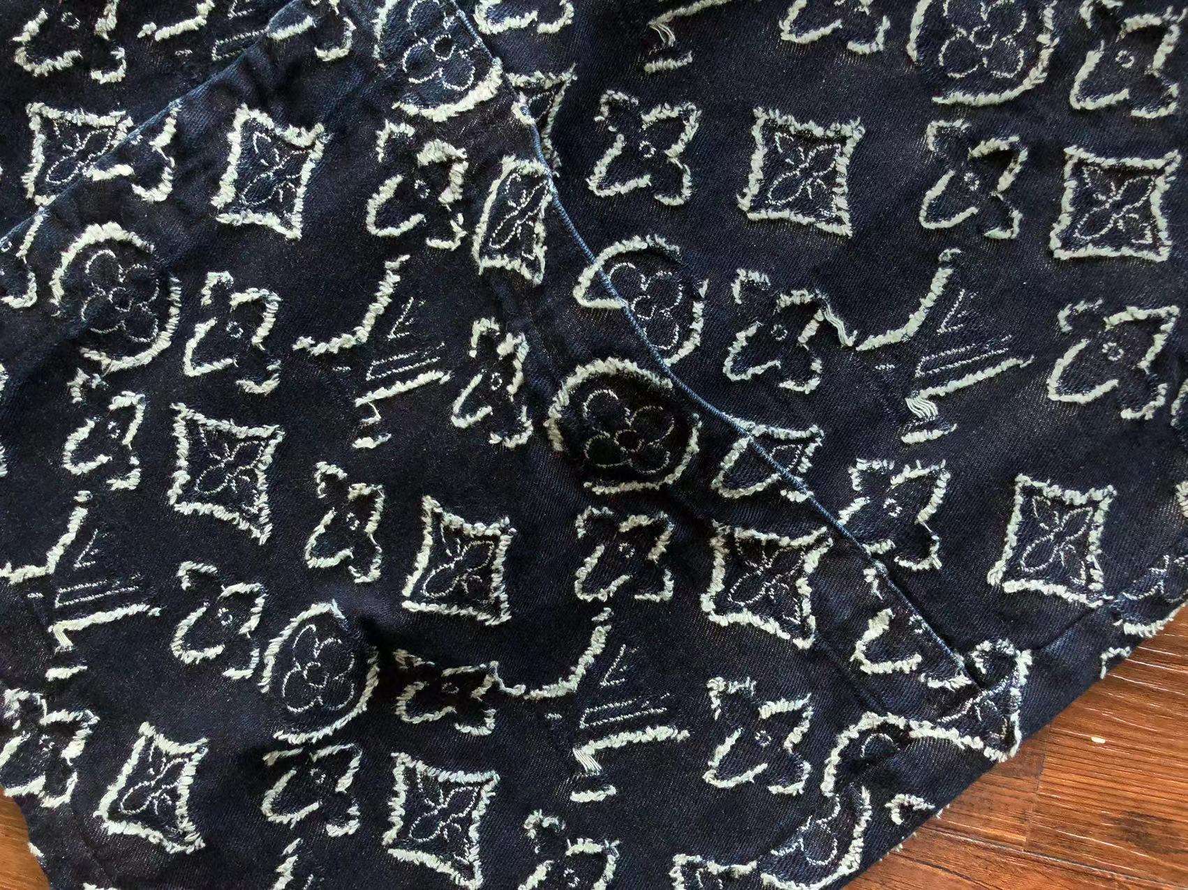 Camisa Louis Vuitton Monograma Negro – 683113 - Imagen 4
