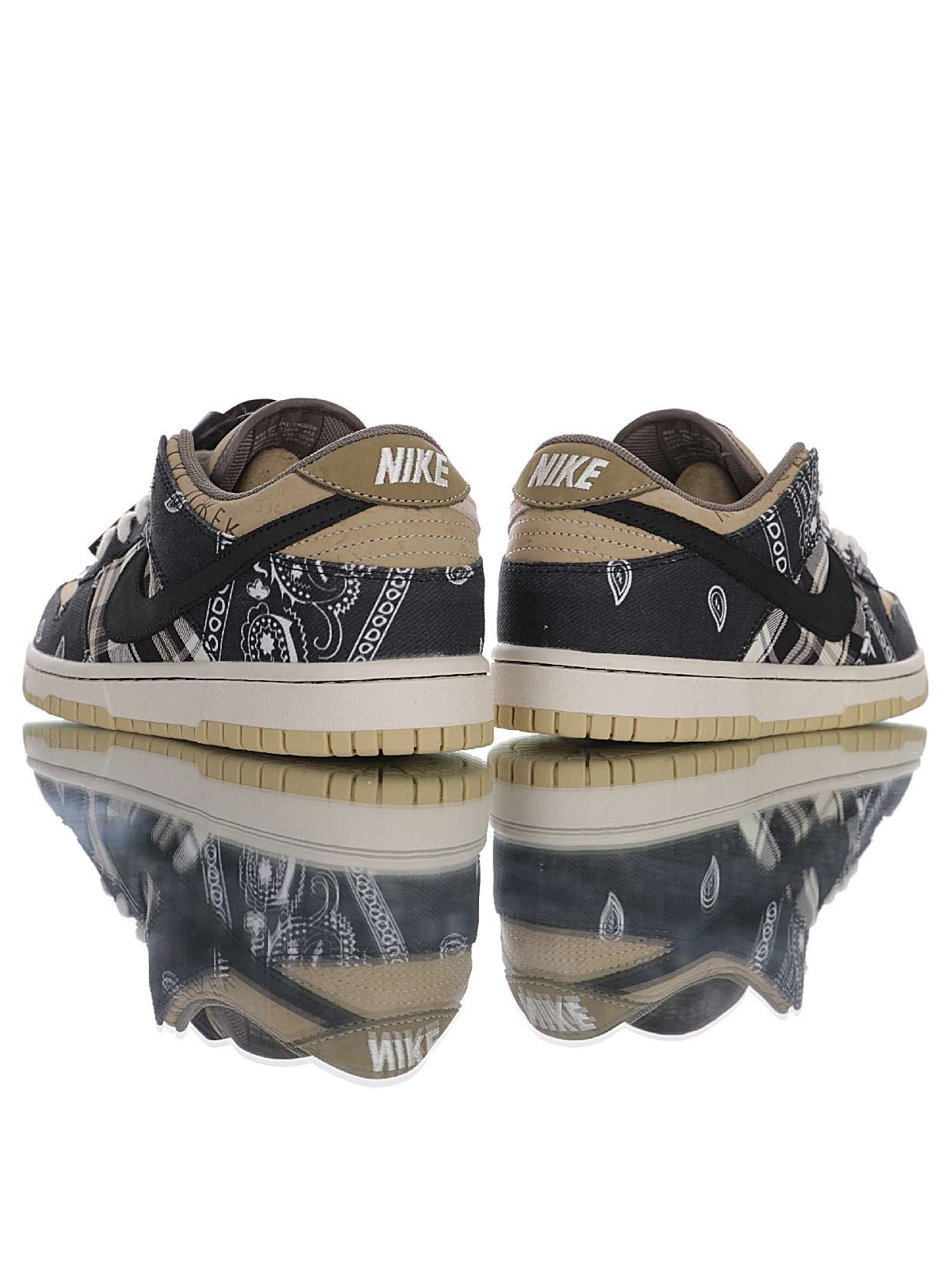 Z2104 Nike SB Dunk Low x Travis Scott - Imagen 3