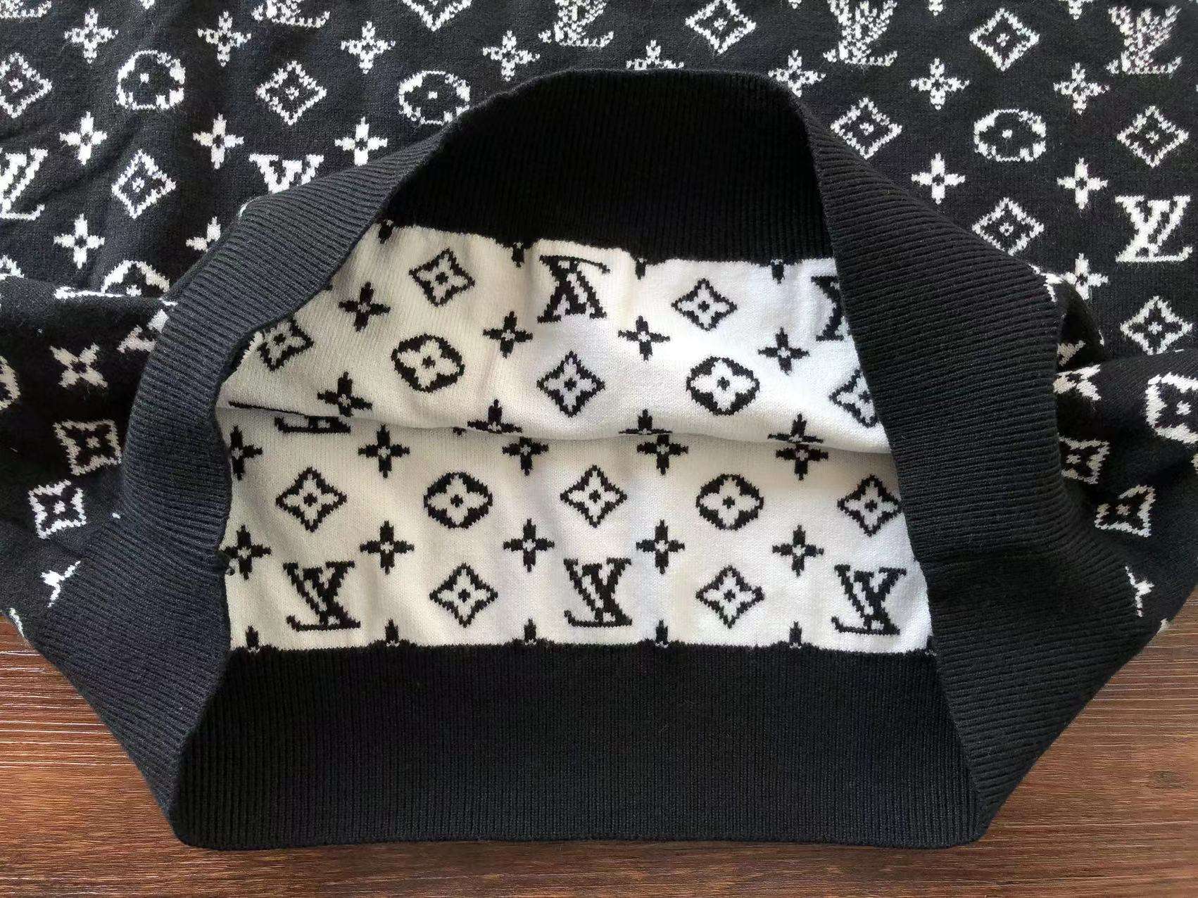 Z2464 Sudadera LV Monograma Grabado - Imagen 4