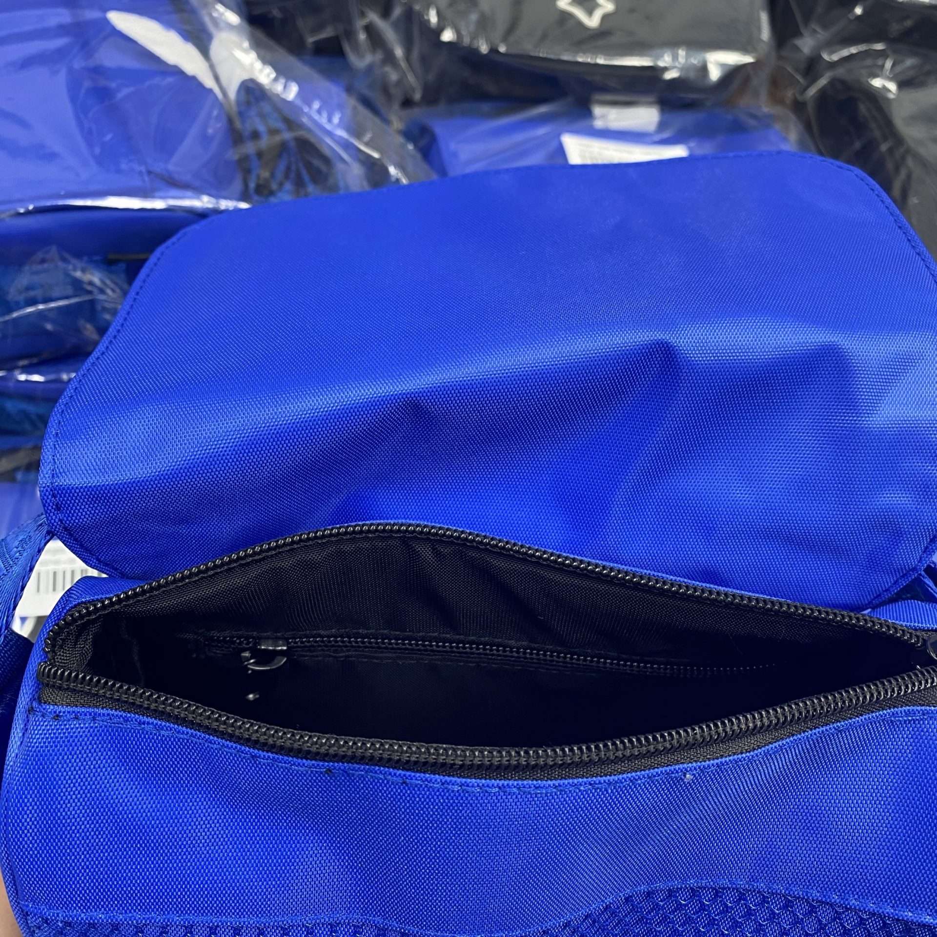 Bandolera Trapstar – Color Azul Oscuro - Imagen 7