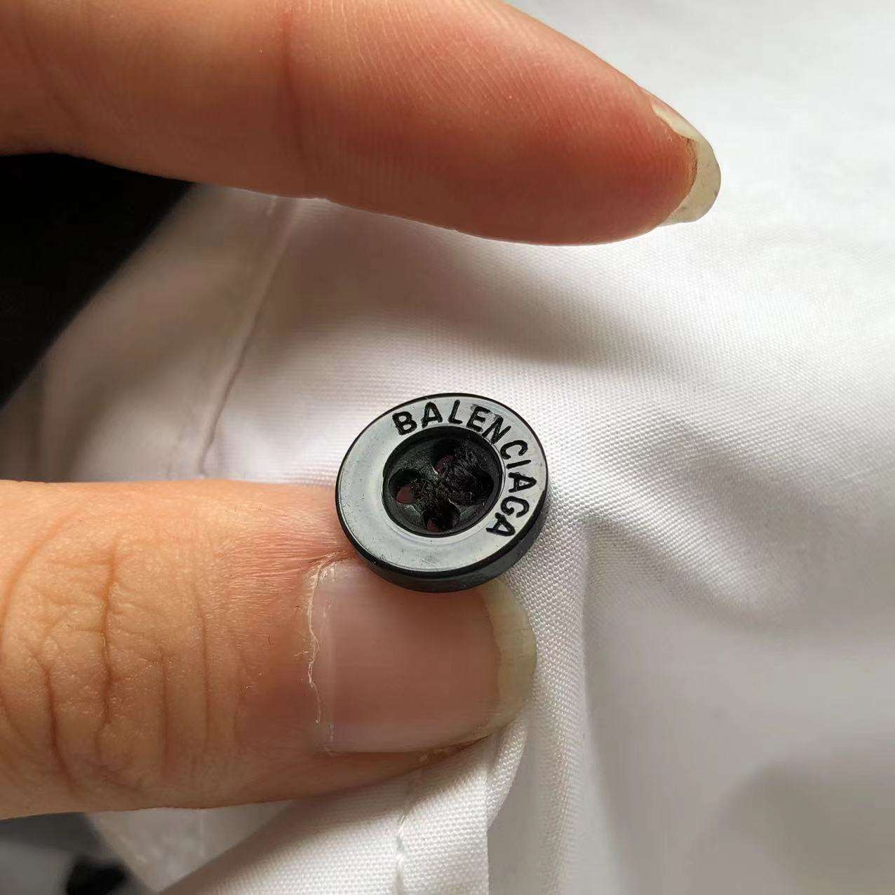 Camisa Balenciaga Blanco y Negro - Imagen 6