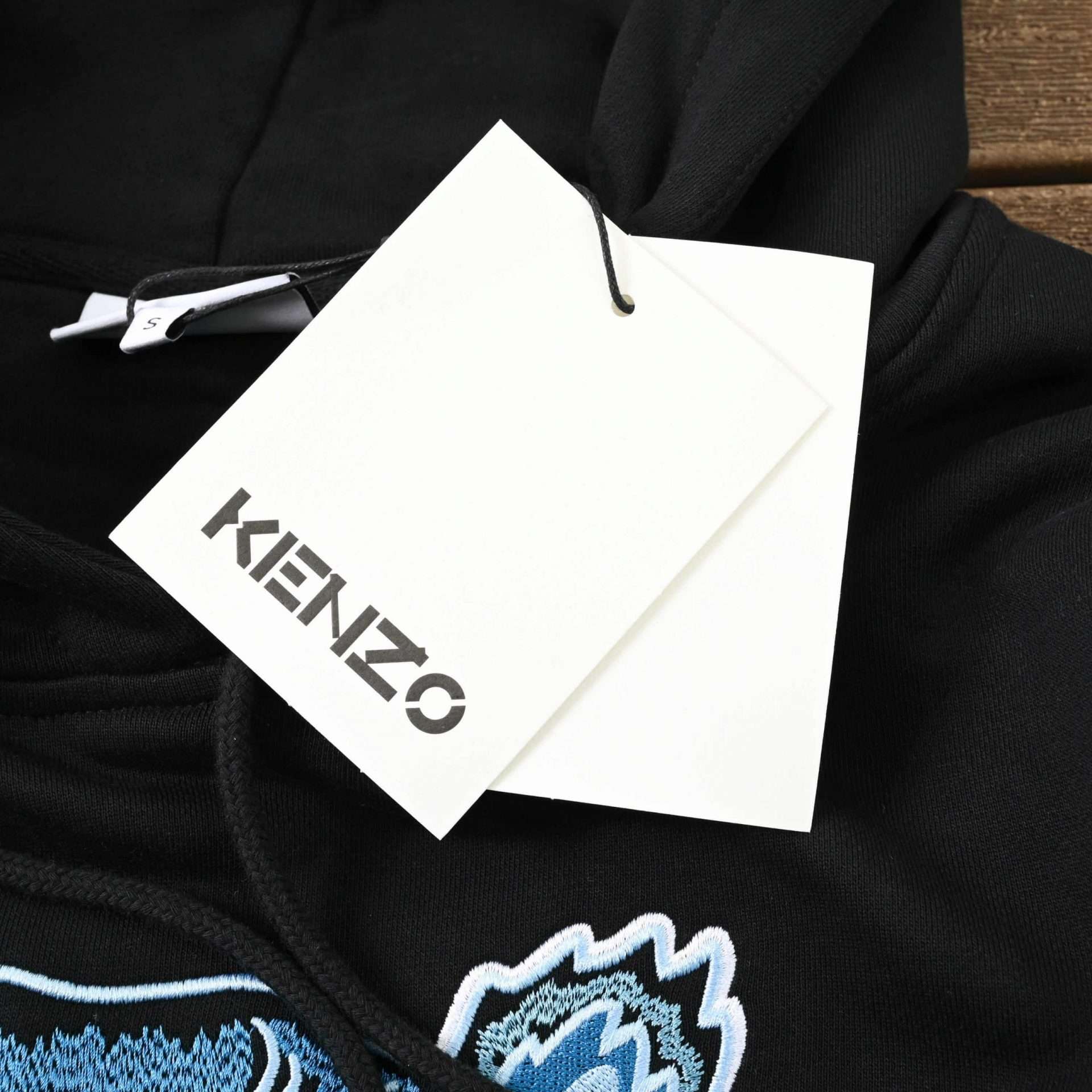 Z2571 Sudadera con Capucha Logo Azul - Imagen 7