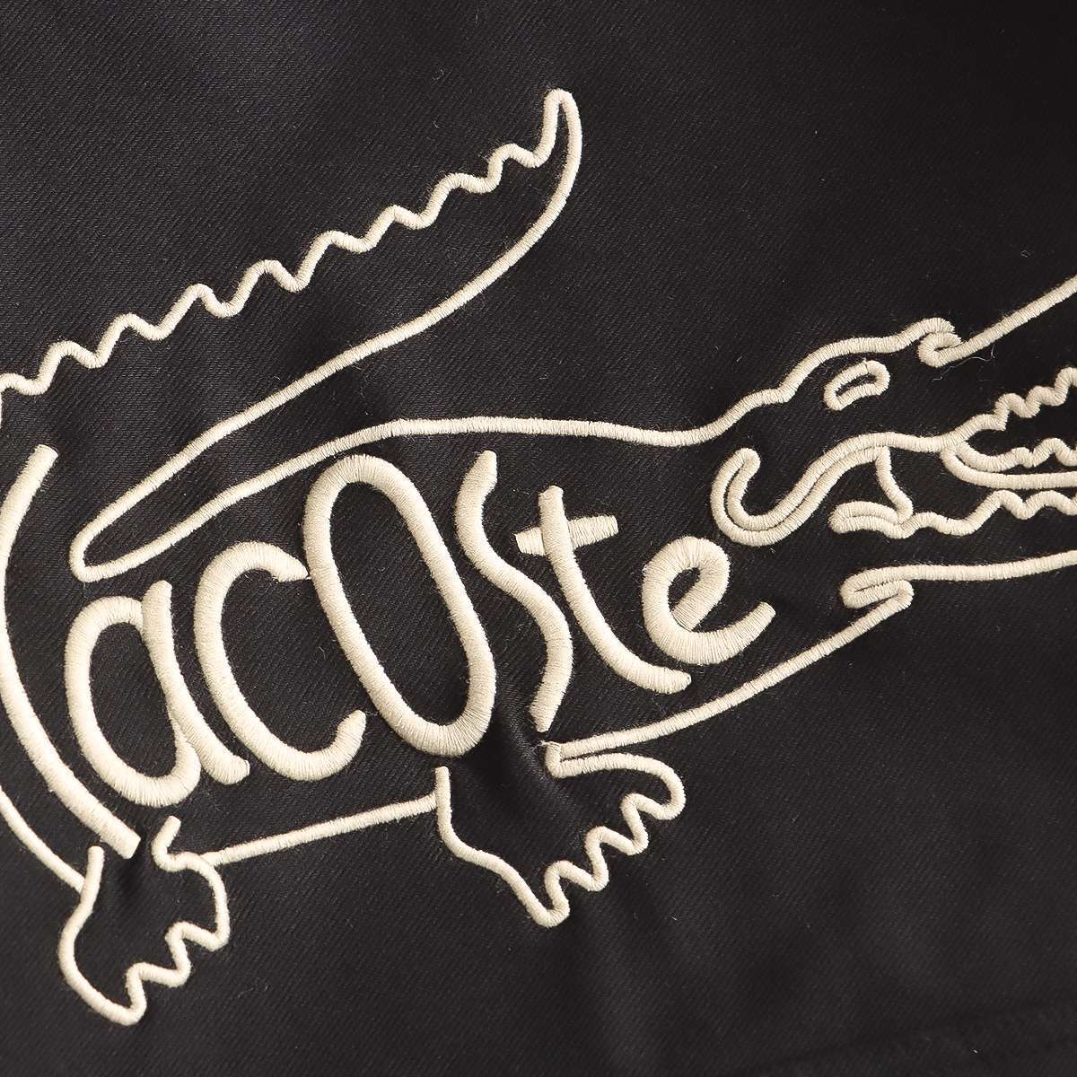 Z2473 Sudadera Lacoste – SS23 Negra - Imagen 4