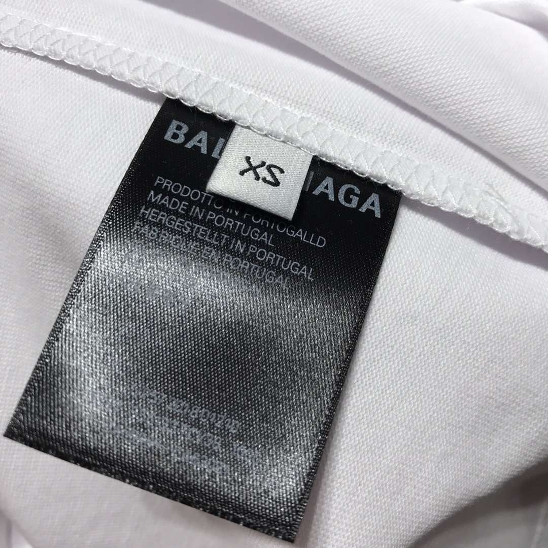 Camiseta Balenciaga Basic Fit – Color Blanco - Imagen 5