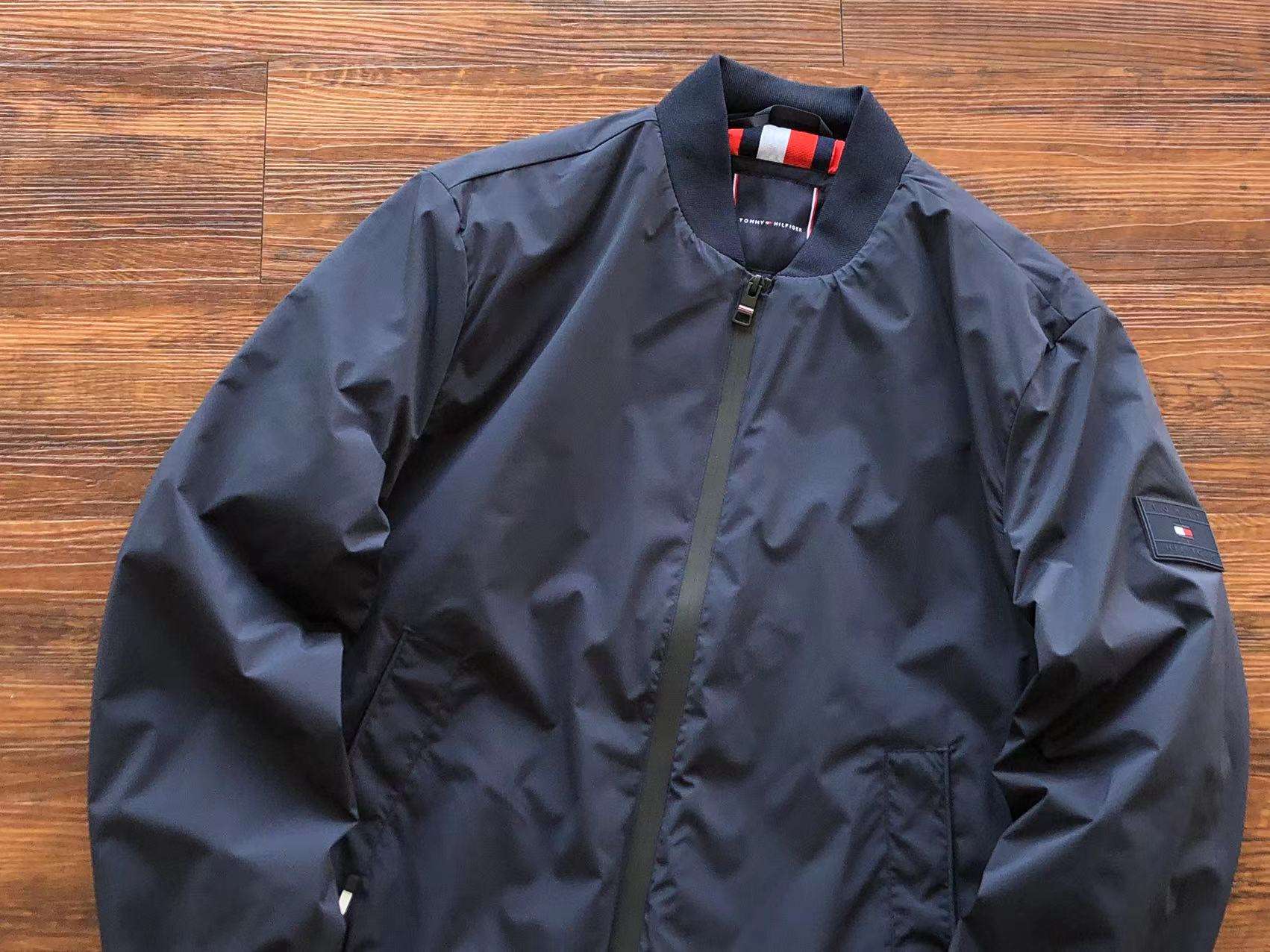 Z1322 Cazadora Bomber Tech Essentials Tommy Hilfiger - Imagen 8