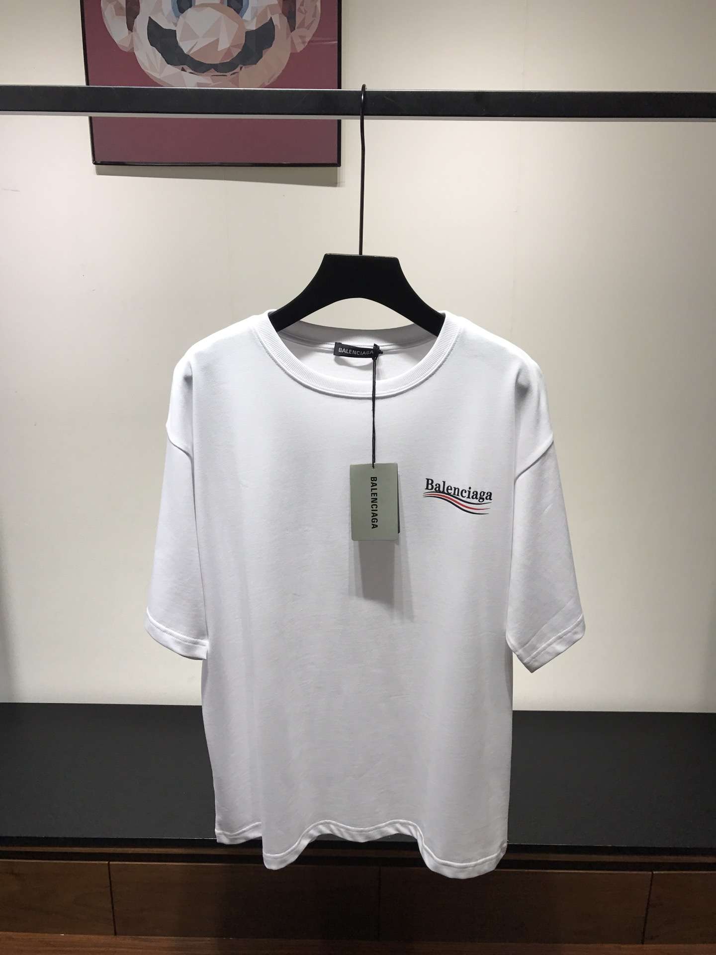 Camiseta Balenciaga Basic Fit – Color Blanco - Imagen 6