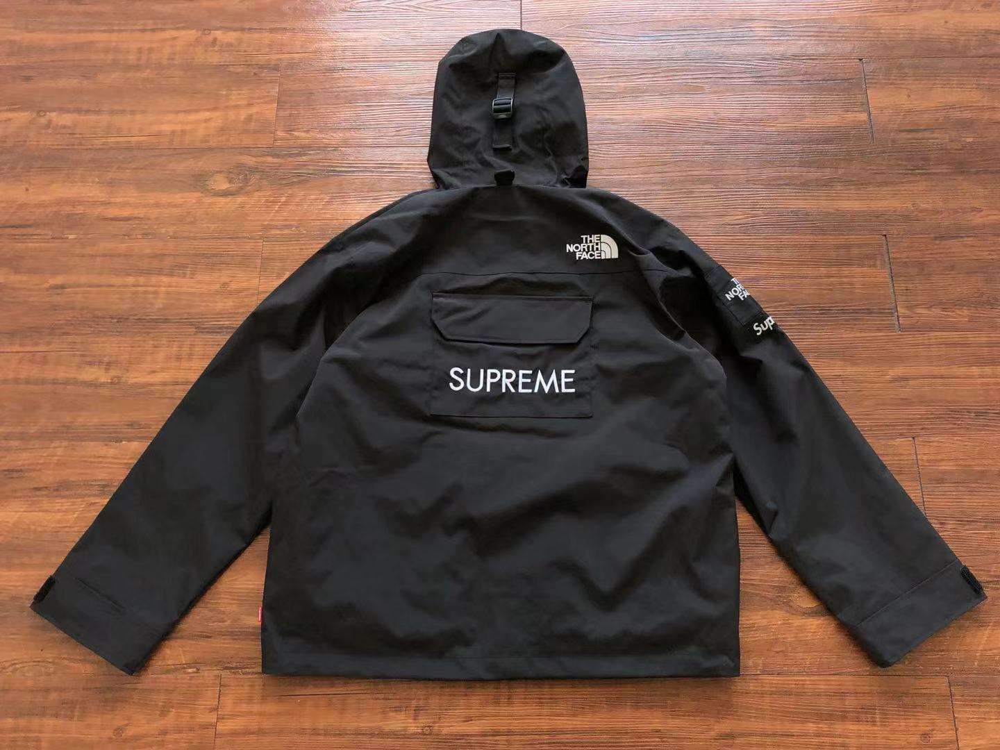 Z1487 Chaqueta The North Face x Sup- SS23 - Imagen 7
