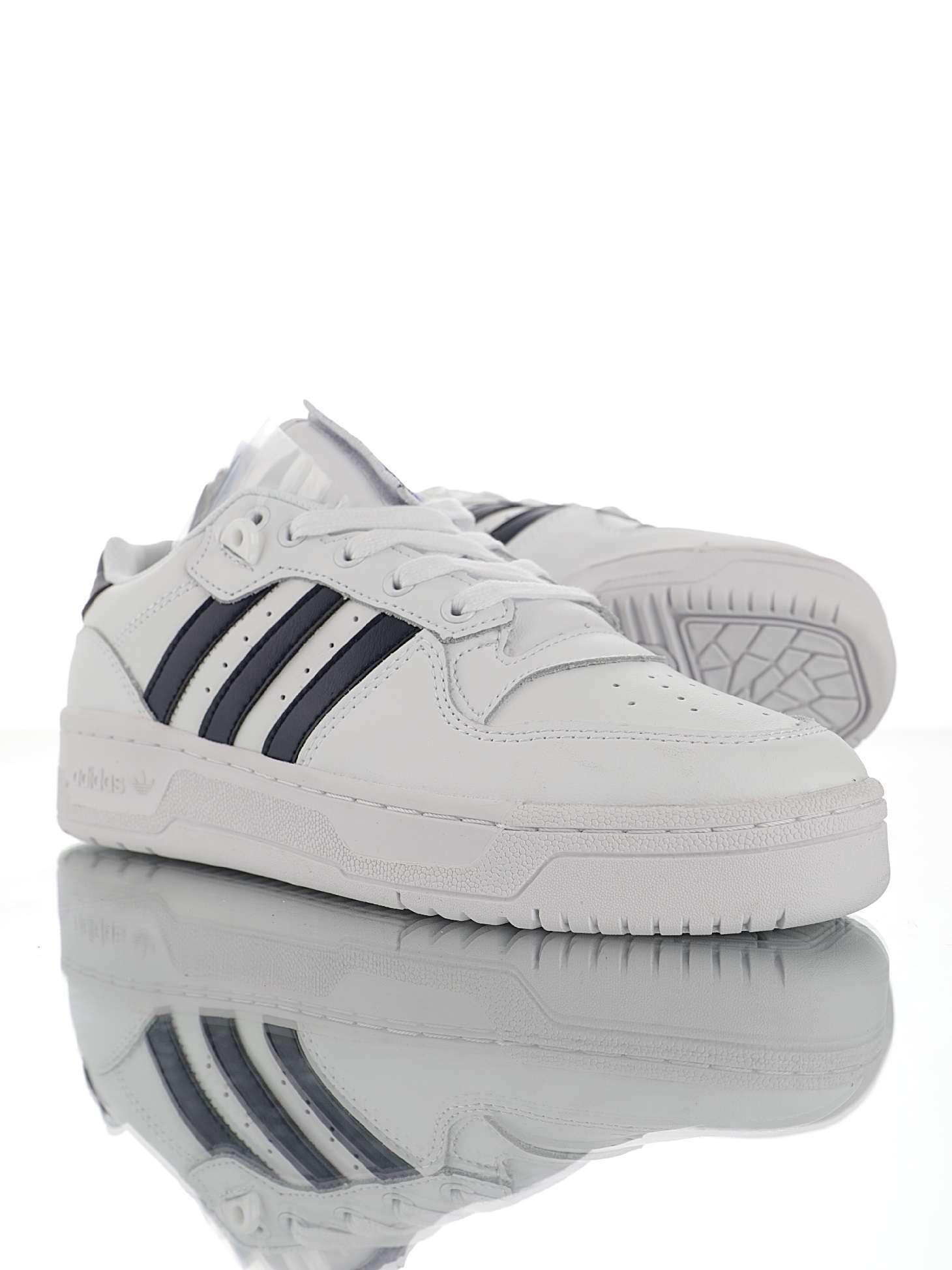 Adidas Originals Rivalry Low «Blanco/Negro» - Imagen 5
